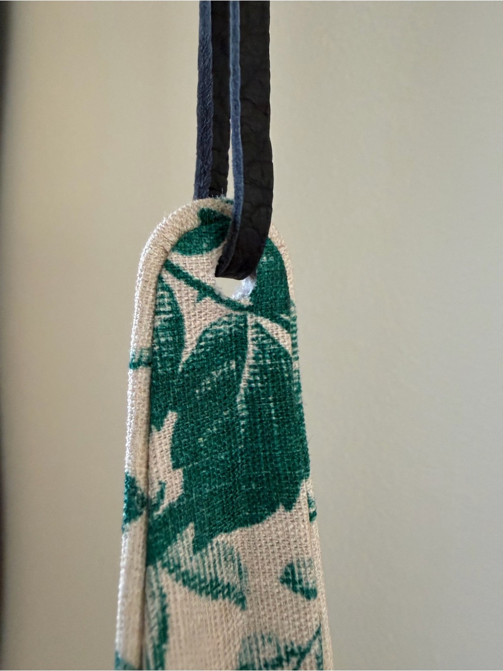 Green Floral Shoe Horn - Picture 8 of 13